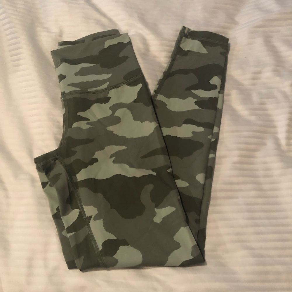 Aerie chill play move leggings